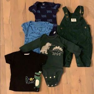 Dinosaur baby bundle 0-3 month